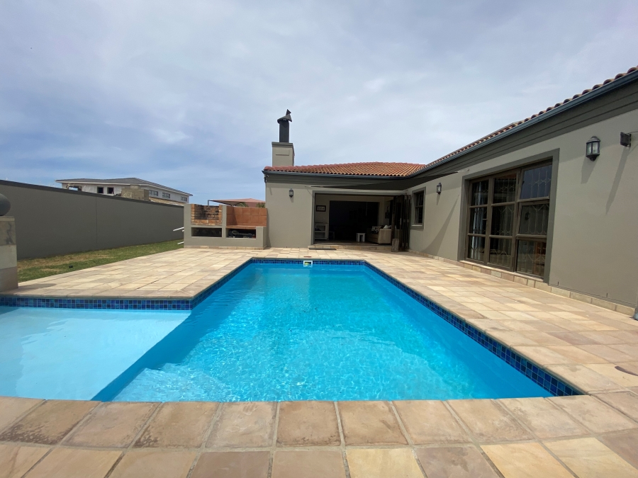 3 Bedroom Property for Sale in Tafelzicht Western Cape